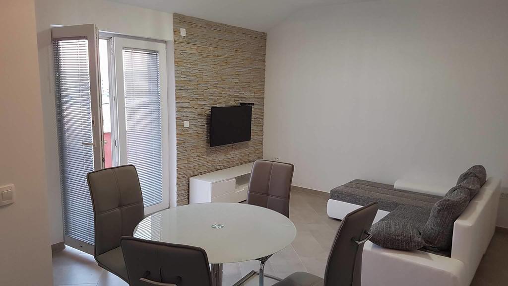 Apartments Roko Kolinda Bibinje Ngoại thất bức ảnh