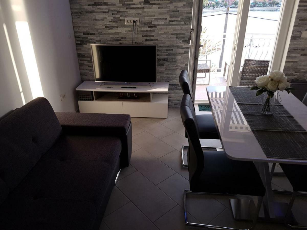 Apartments Roko Kolinda Bibinje Ngoại thất bức ảnh
